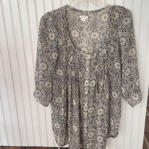 Xhilaration 3/4 Button Down Top